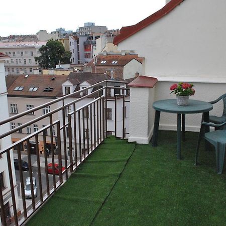 Hotel Mira Inn Prag Dış mekan fotoğraf
