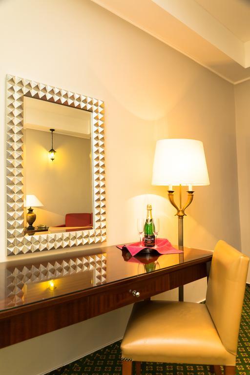 Hotel Mira Inn Prag Dış mekan fotoğraf